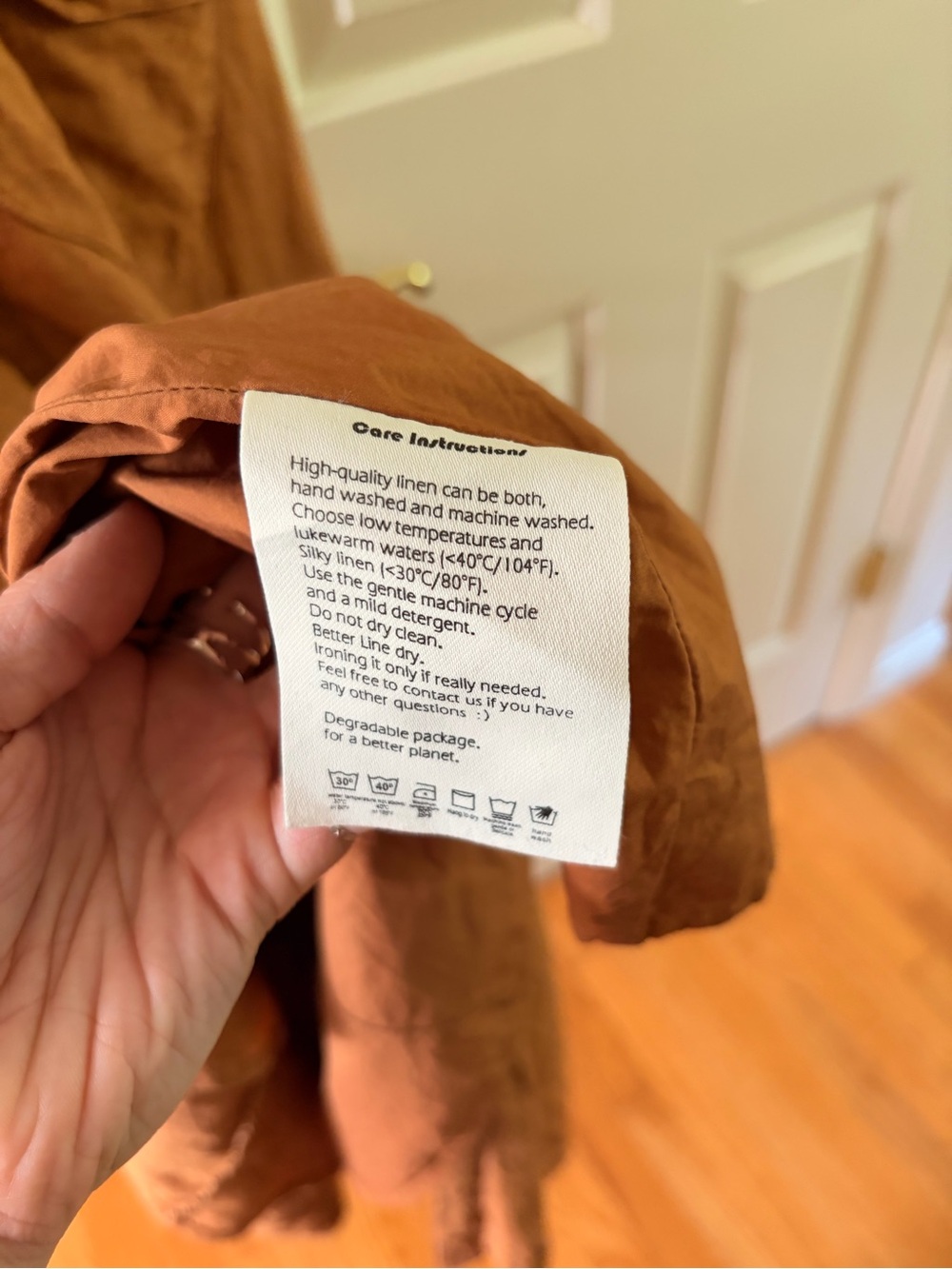 Linennaive Rust Button-Front Linen Midi Dress - Picture 7 of 11